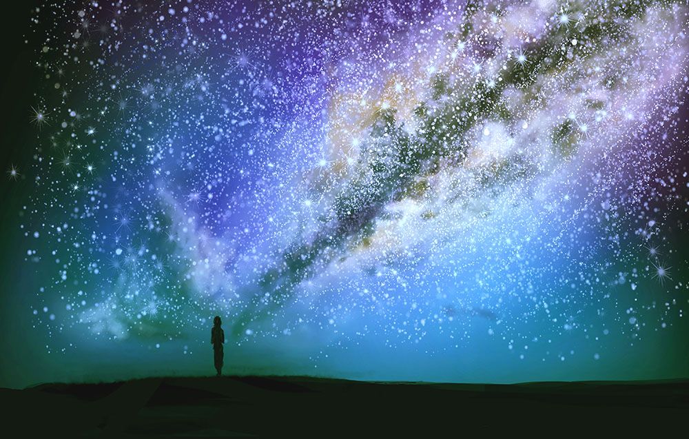 Die Silhouette einer Person steht vor einem Nachthimmel mit vielen Sternen