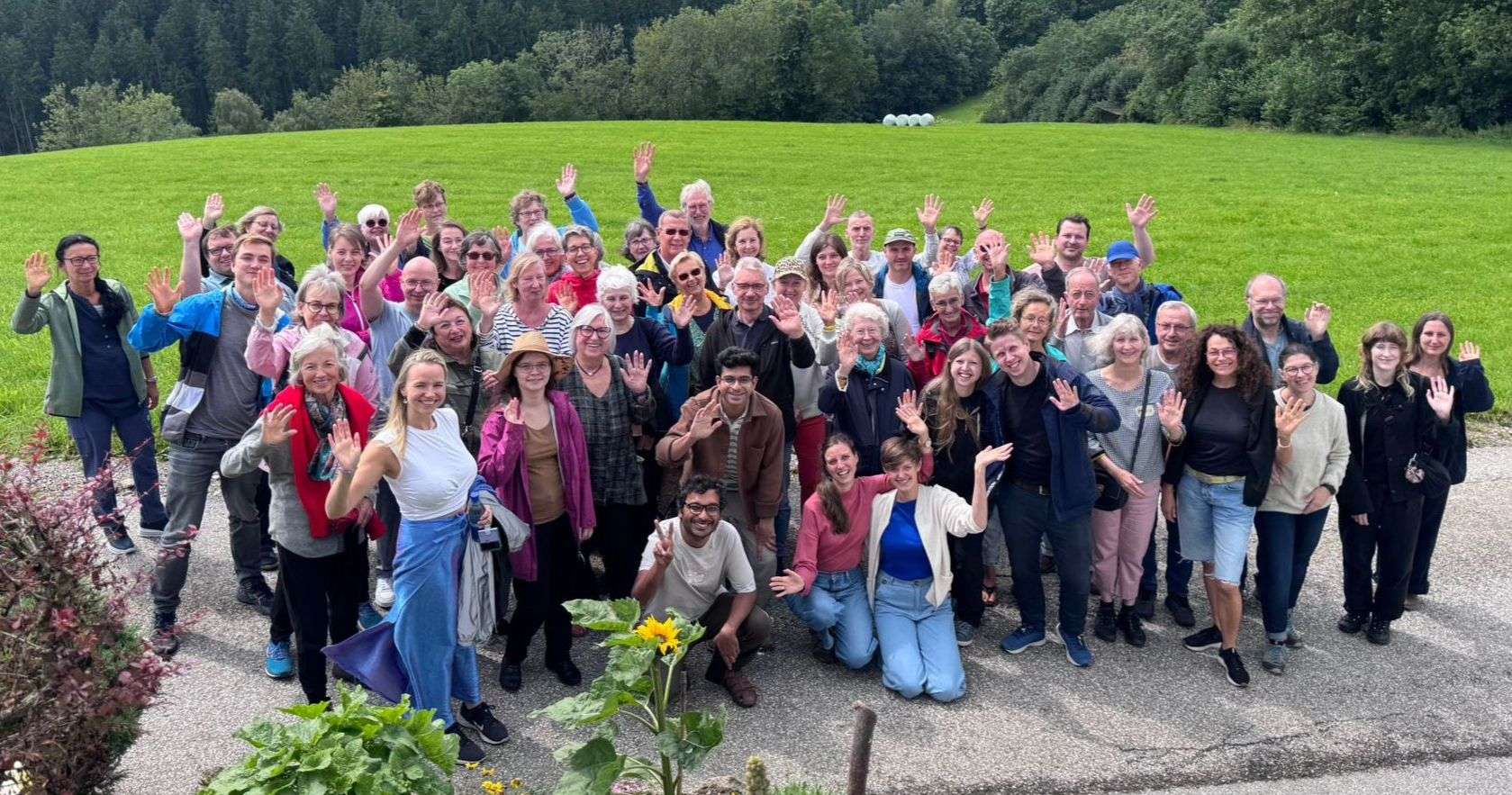 Gruppenfoto der Teilnehmerinnen und Teilnehmer von 2025